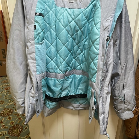 Subzero Snowboard Jacket - Picture 3 of 3